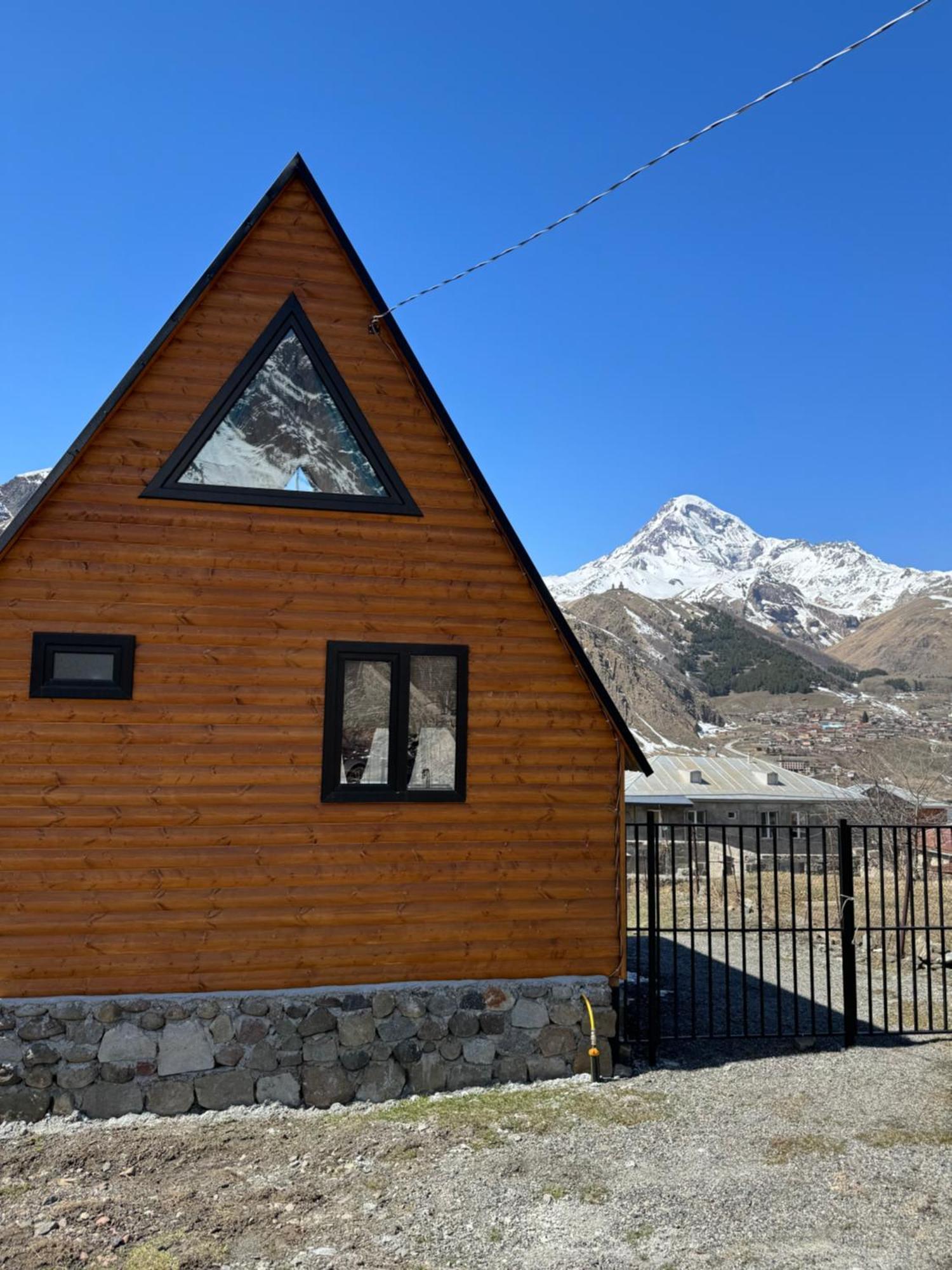 Qusha Cottage Kazbegi Exterior photo