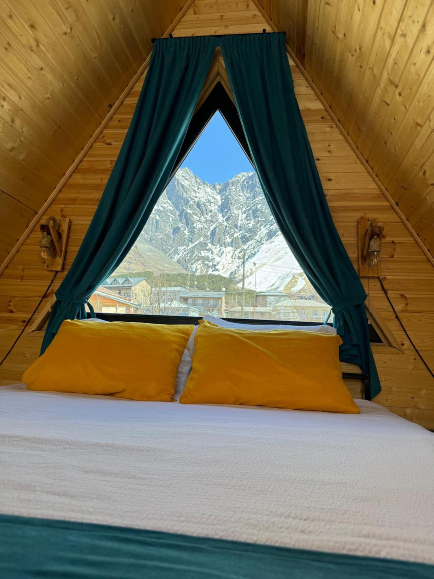 Qusha Cottage Kazbegi Exterior photo
